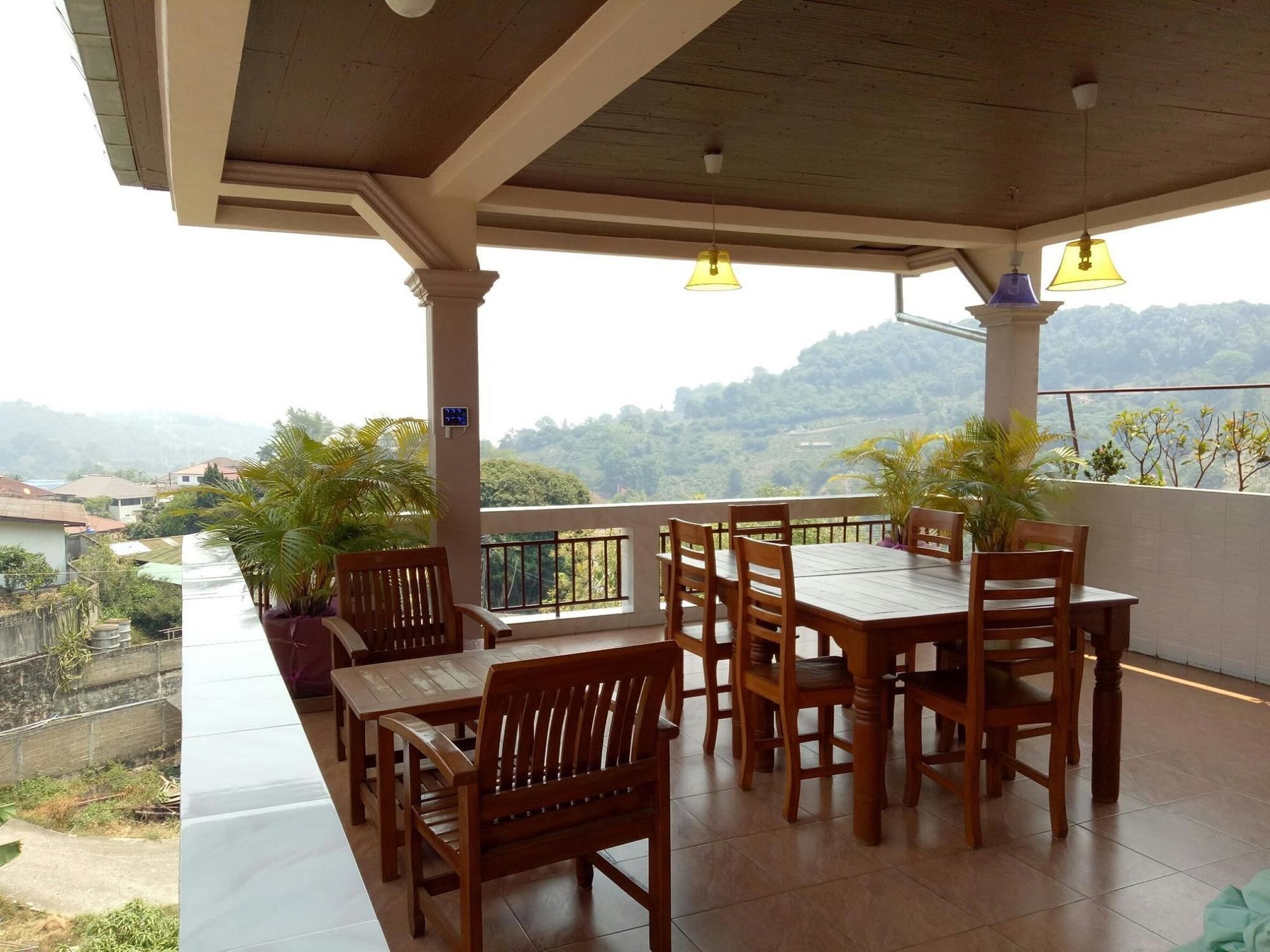 Happy House At Maesalong Hotel Chiang Rai Exterior foto